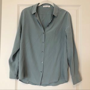 Everlane rounded collar silk shirt in dusty blue S